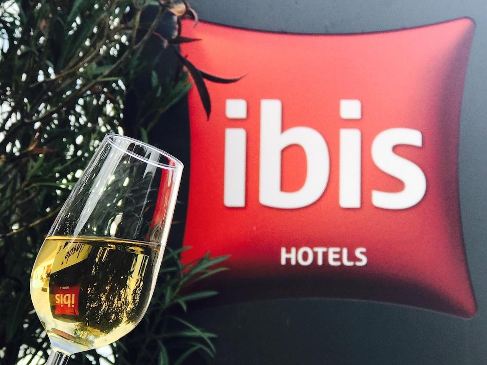 ホテル Ibis Jerez De La Frontera Cadiz エクステリア 写真