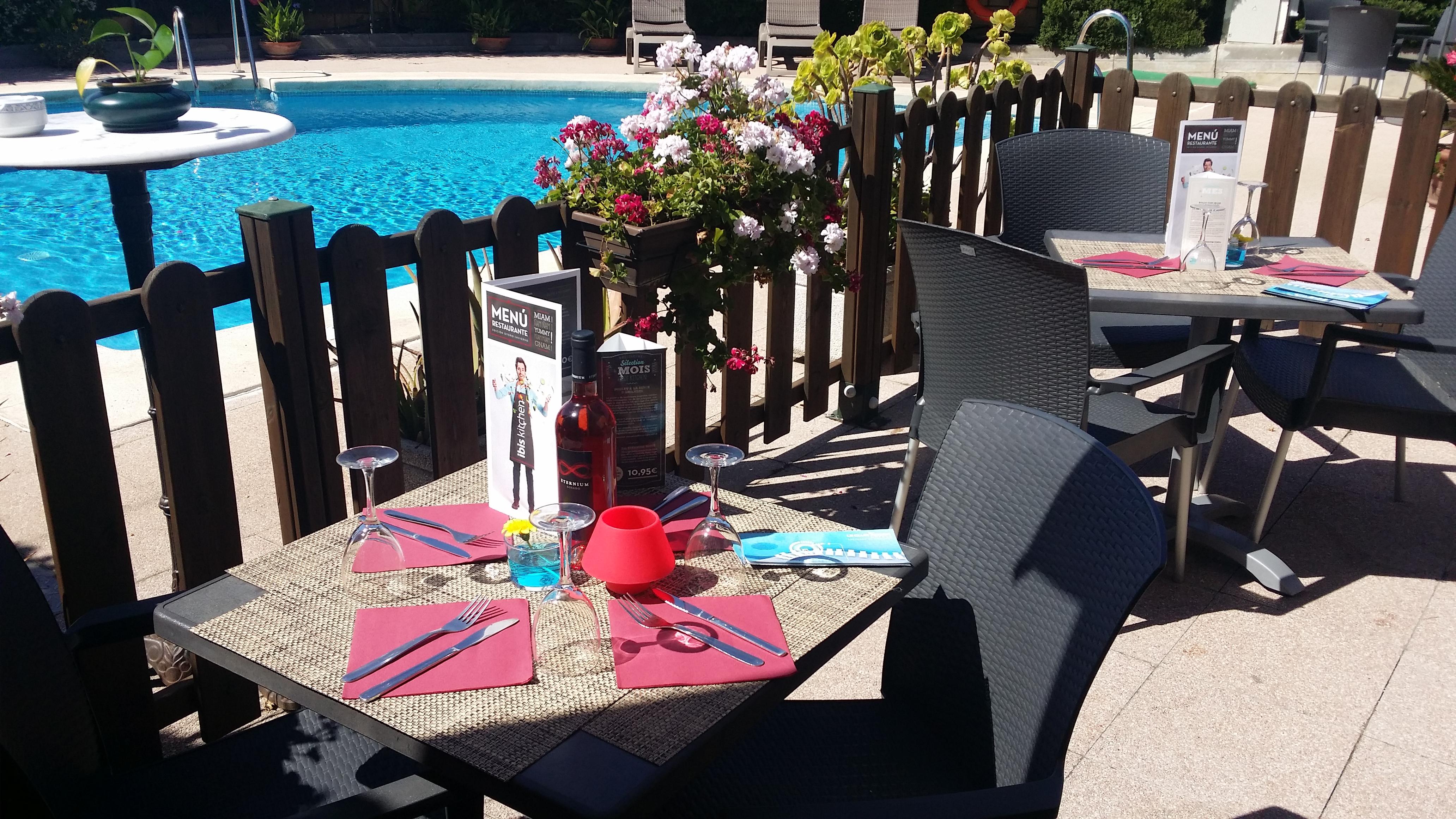 ホテル Ibis Jerez De La Frontera Cadiz エクステリア 写真