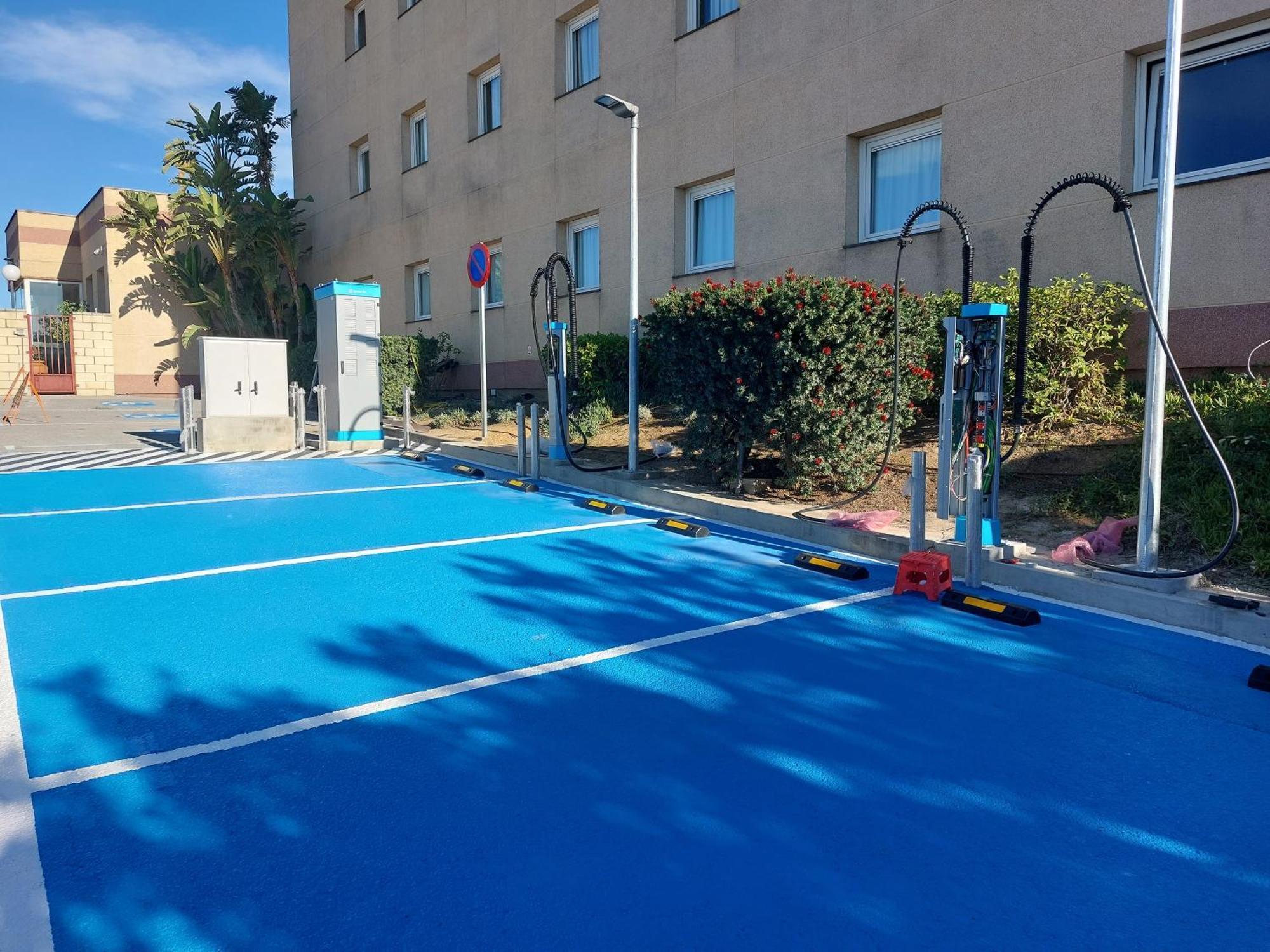 ホテル Ibis Jerez De La Frontera Cadiz エクステリア 写真