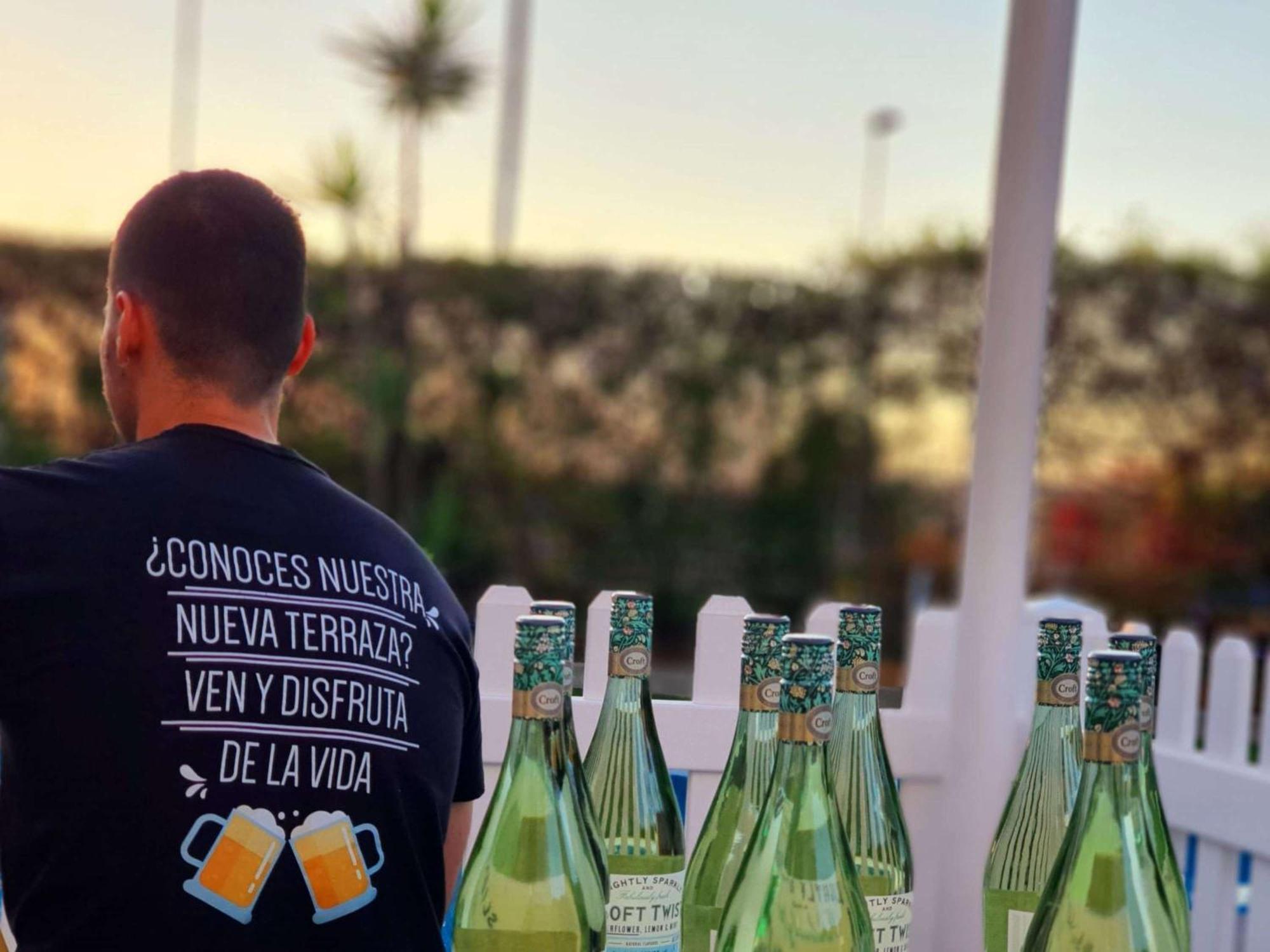 ホテル Ibis Jerez De La Frontera Cadiz エクステリア 写真