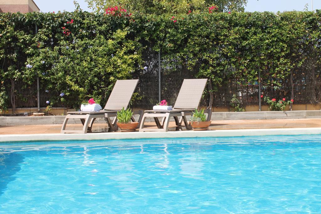ホテル Ibis Jerez De La Frontera Cadiz エクステリア 写真