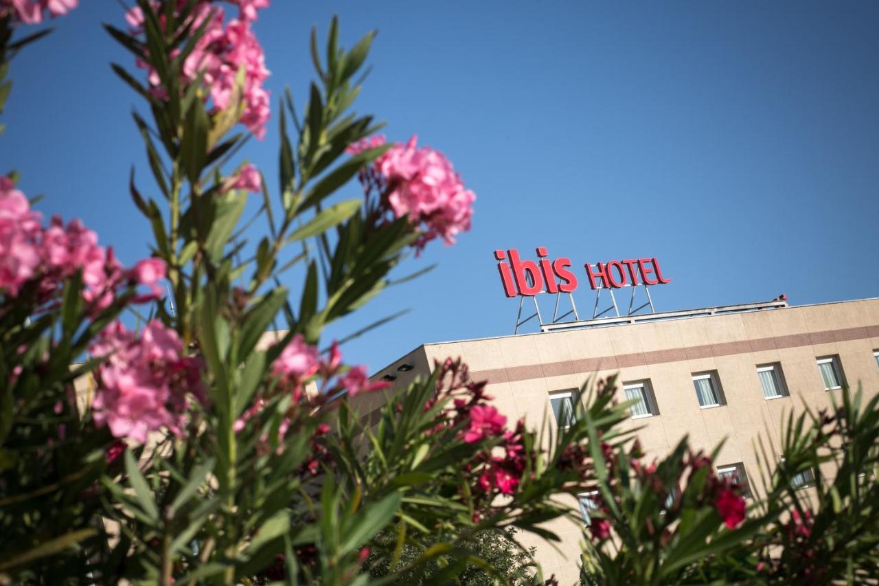 ホテル Ibis Jerez De La Frontera Cadiz エクステリア 写真